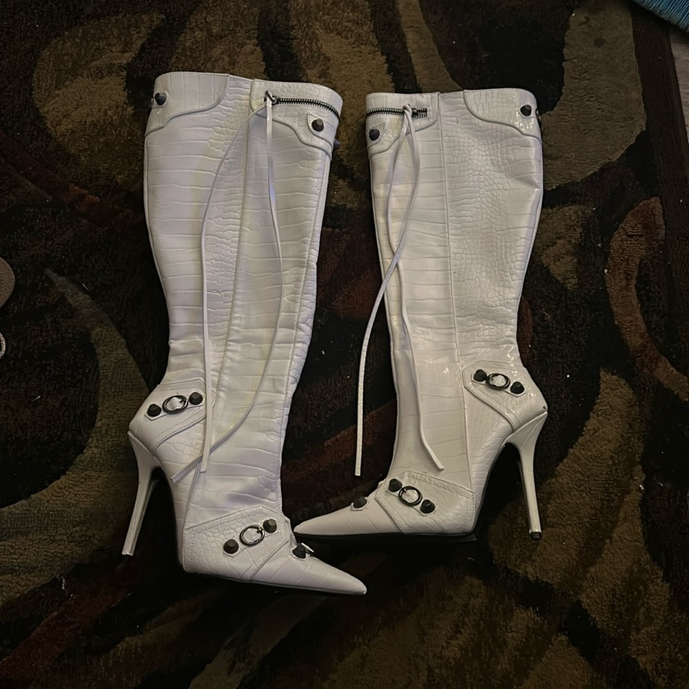 White stiletto, ponytail boots